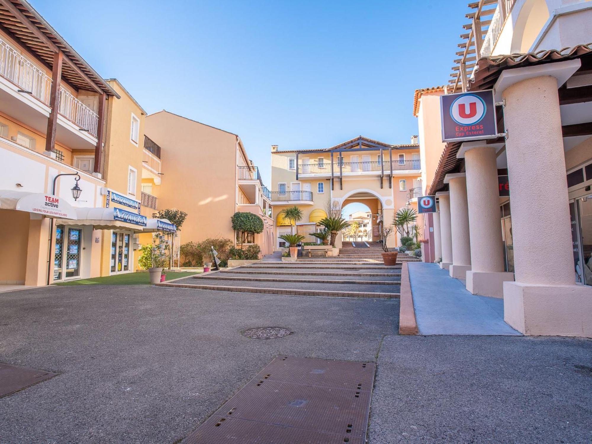 Apartment Village Cap Esterel - Le Village-68 By Interhome Saint-Raphaël Exterior foto